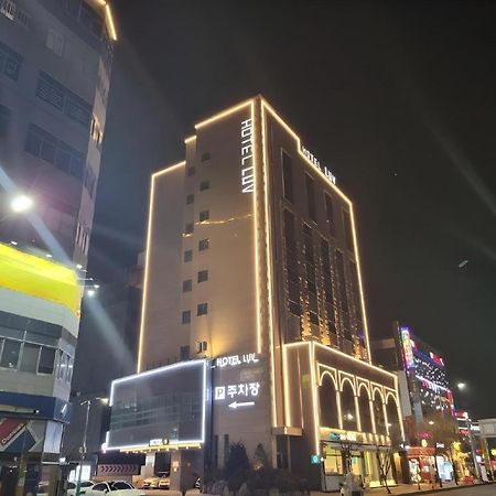 אינצ'ון Business Design Hotel Luv מראה חיצוני תמונה