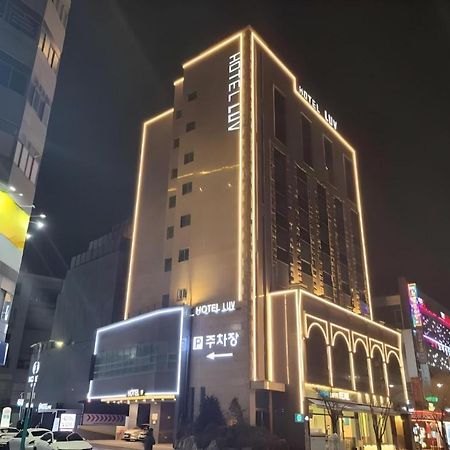 אינצ'ון Business Design Hotel Luv מראה חיצוני תמונה