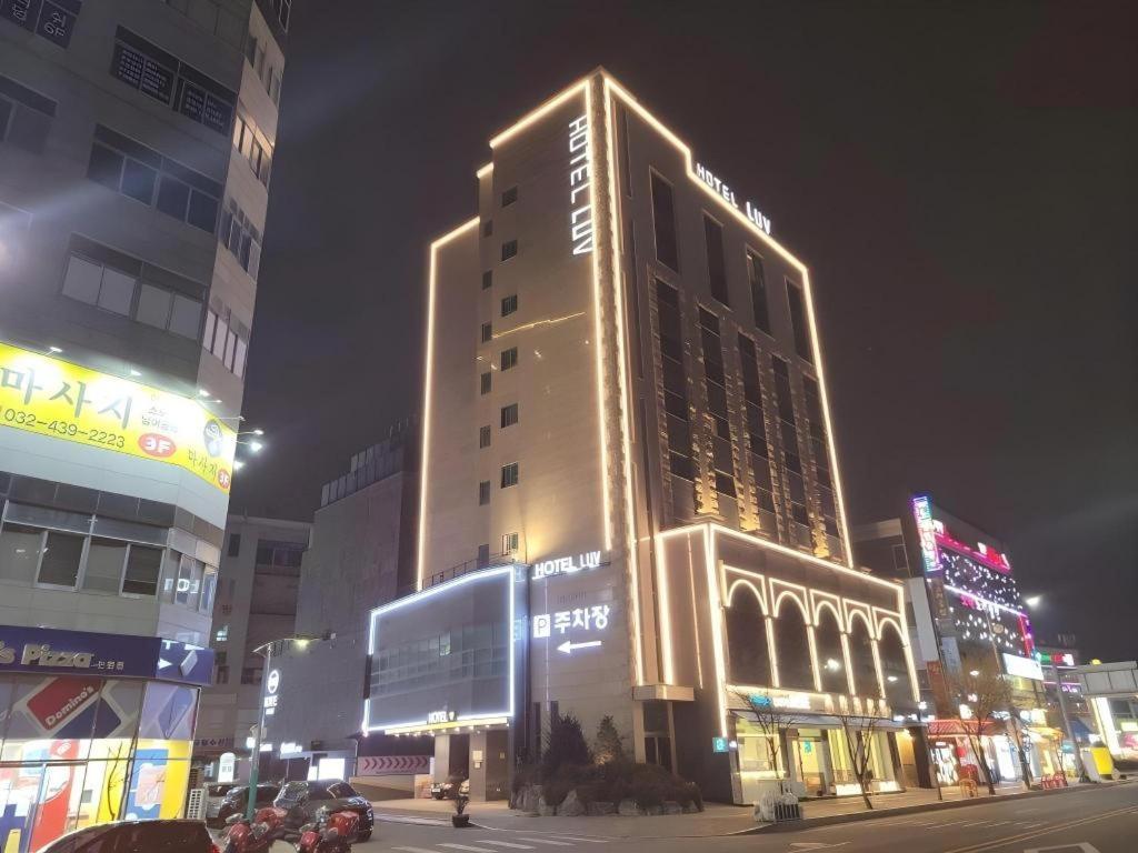 אינצ'ון Business Design Hotel Luv מראה חיצוני תמונה