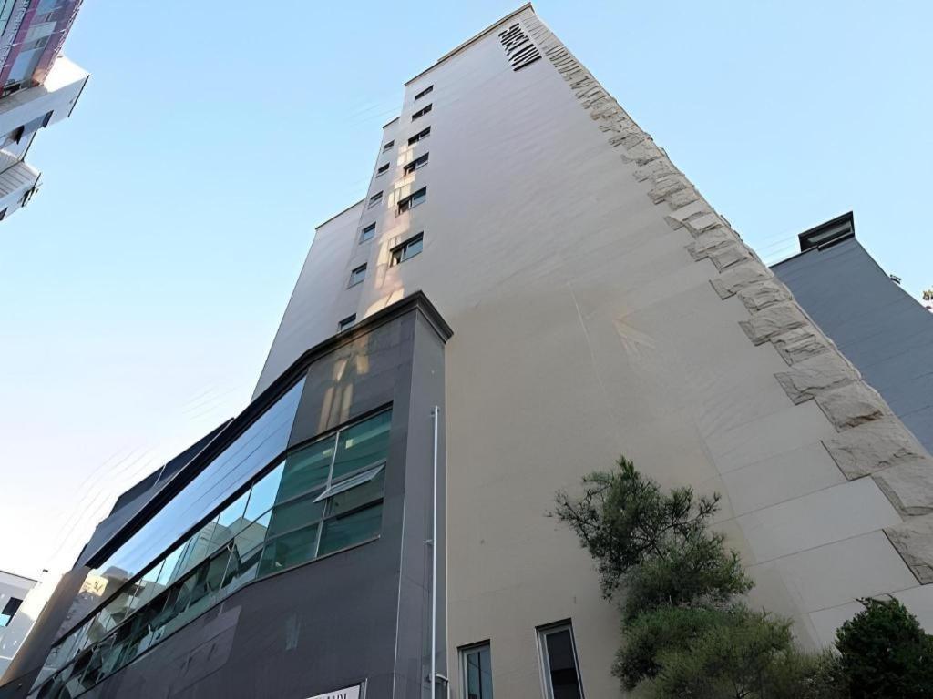 אינצ'ון Business Design Hotel Luv מראה חיצוני תמונה