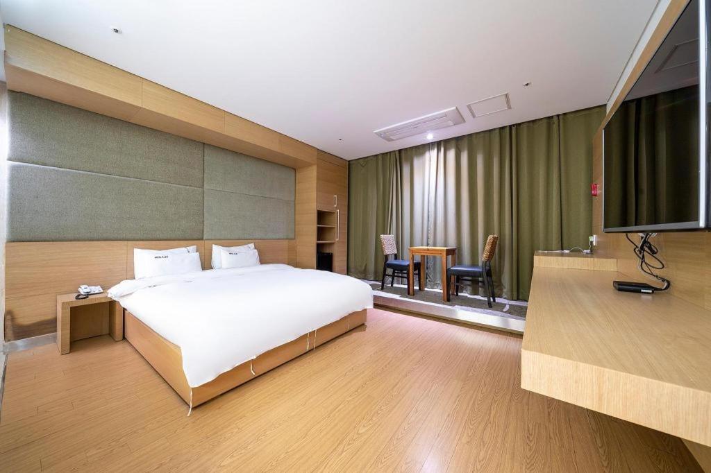 אינצ'ון Business Design Hotel Luv מראה חיצוני תמונה