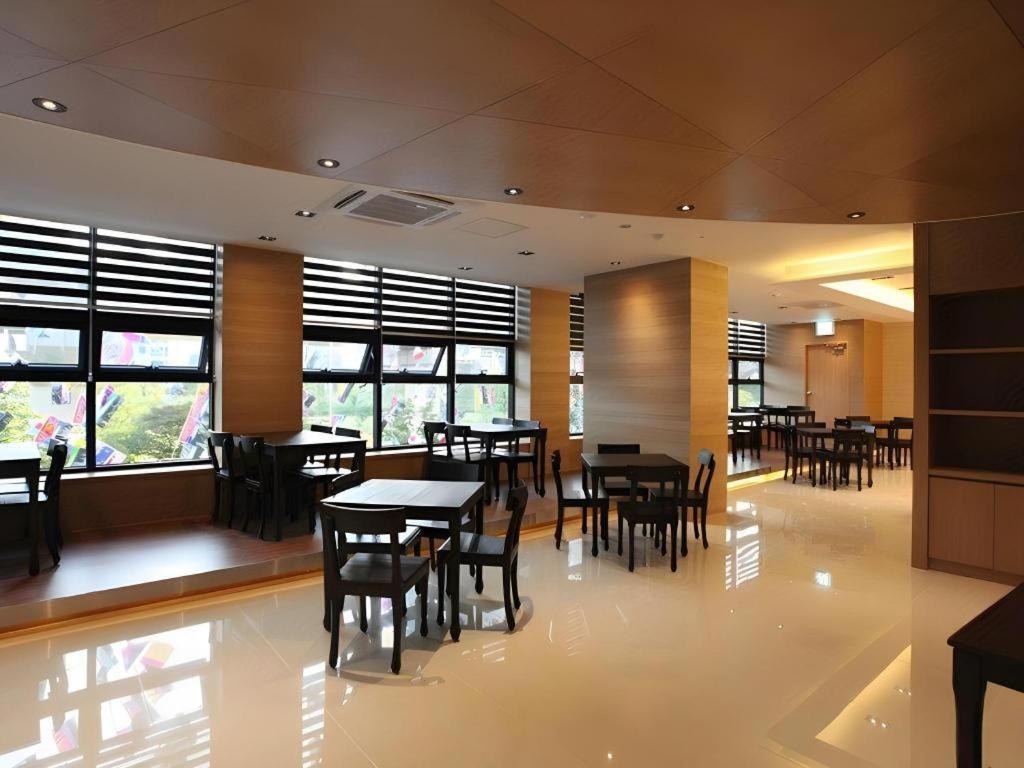 אינצ'ון Business Design Hotel Luv מראה חיצוני תמונה